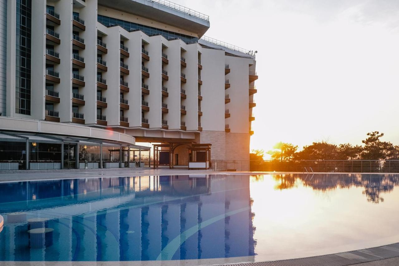 Metropol Grand Hotel Gelendzsik Kültér fotó